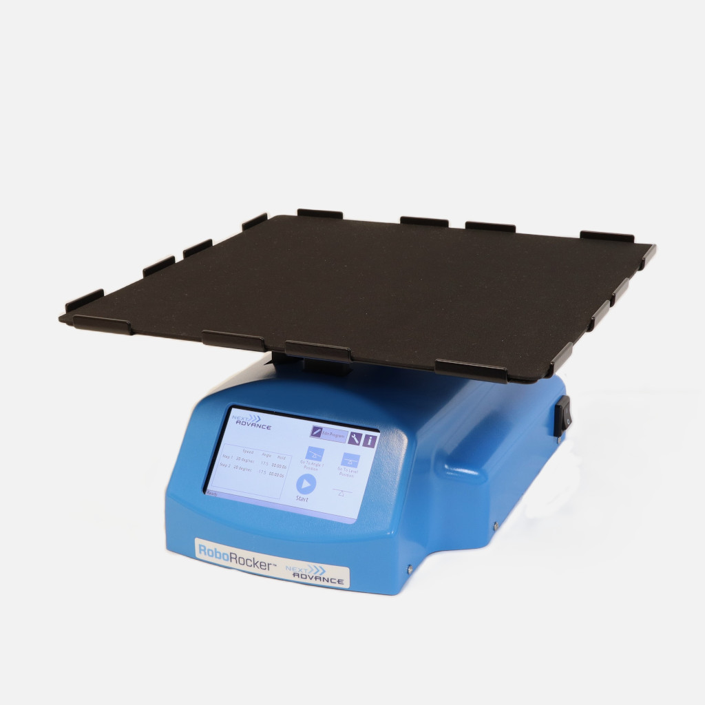 Incubator safe rocker with a single platform